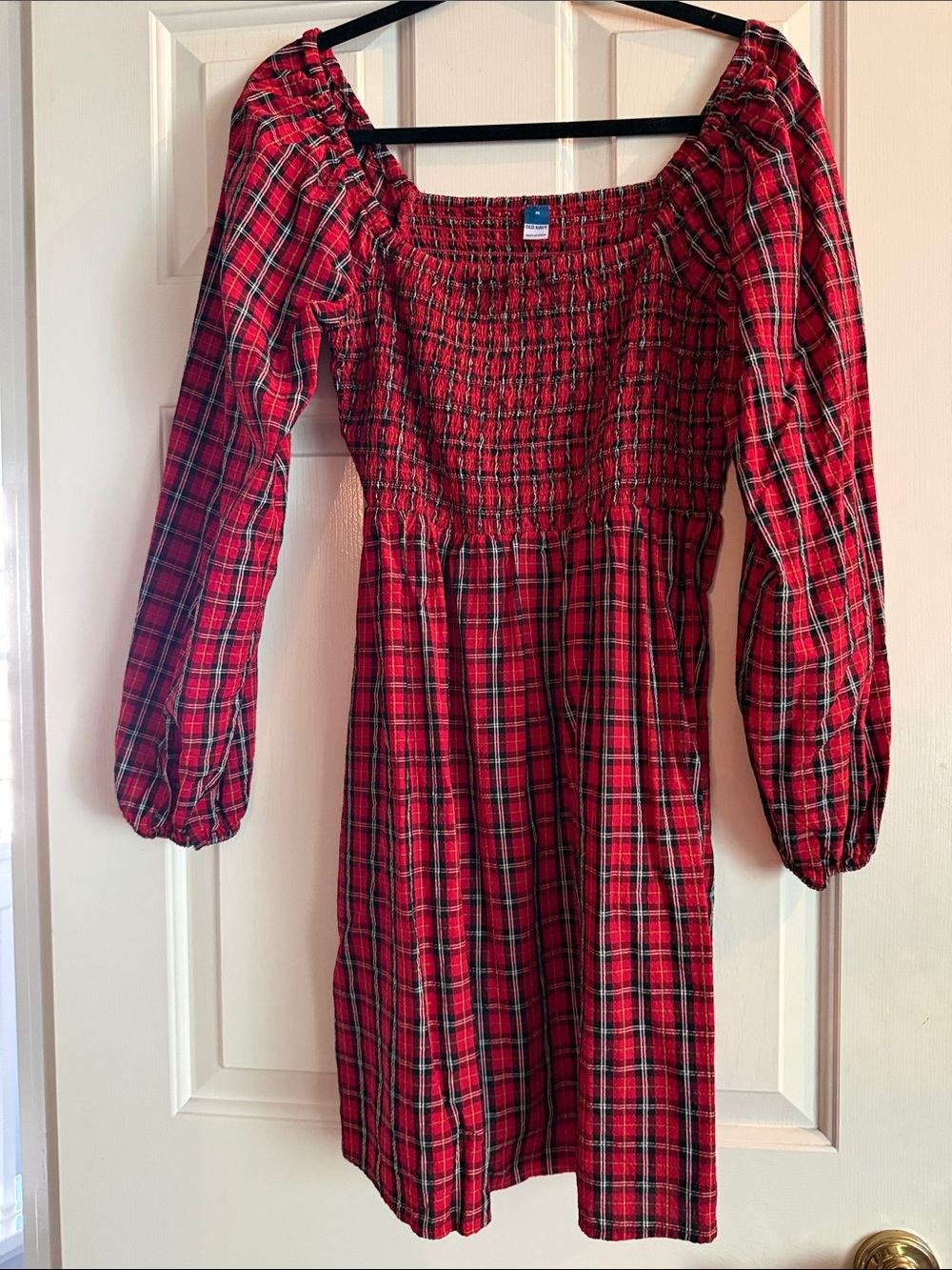 Old Navy Red Plaid Long-Sleeve Smocked Dress sz M